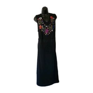 Maxi Dress 1X floral embroidered Boho Black A Line Flowy V Neck Arts Sleeveless